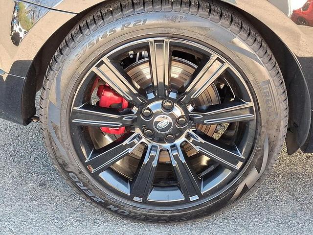 Photo of 2020 Santorini Black Metallic - 1AG Land Rover Range Rover Sport