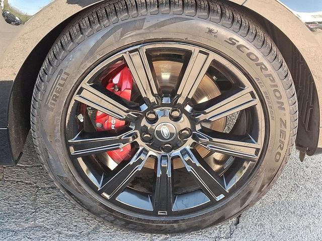 Photo of 2020 Santorini Black Metallic - 1AG Land Rover Range Rover Sport