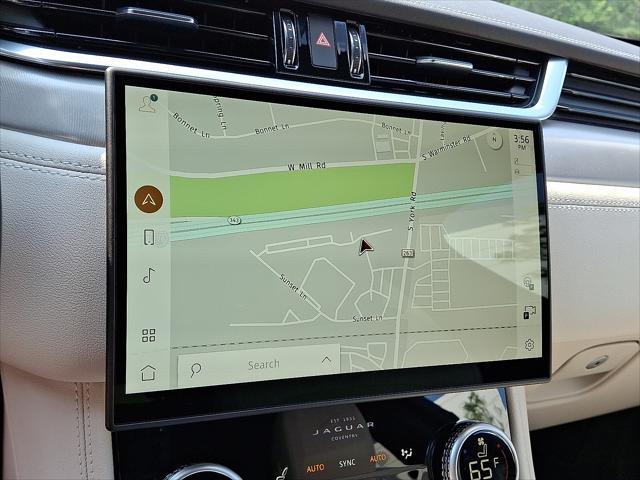 Photo of 2026 Fuji White Jaguar F-PACE