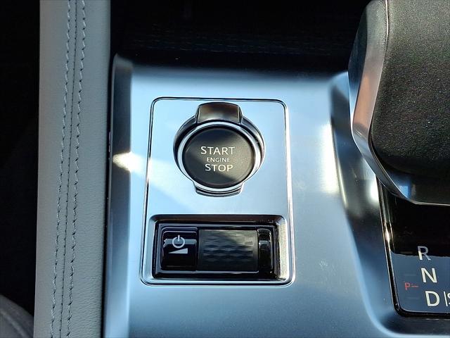 Photo of 2026 Fuji White Jaguar F-PACE