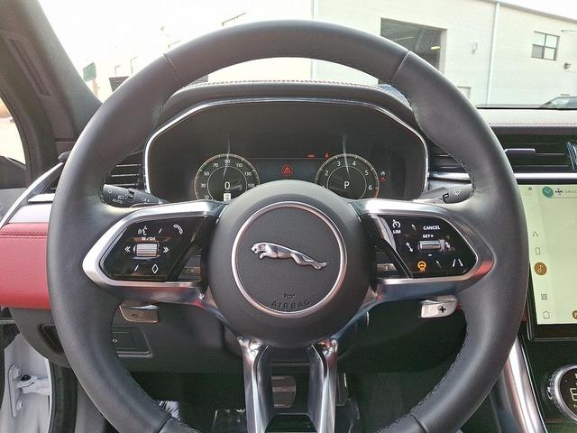Photo of 2024 Fuji White - 1AA Jaguar XF