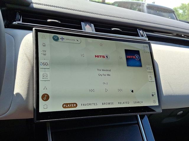 Photo of 2026 Batumi Gold Premium Metallic Land Rover Range Rover Velar