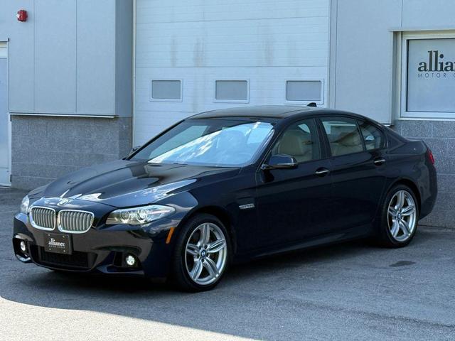 Photo of 2015 Blue BMW 550