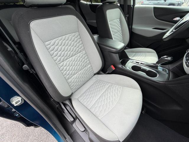 Photo of 2021 Blue Chevrolet Equinox