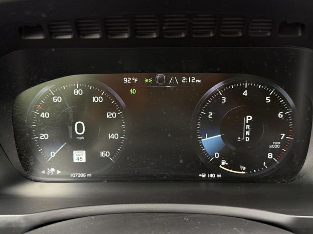 Photo of 2019 Onyx Black Metallic Volvo XC90