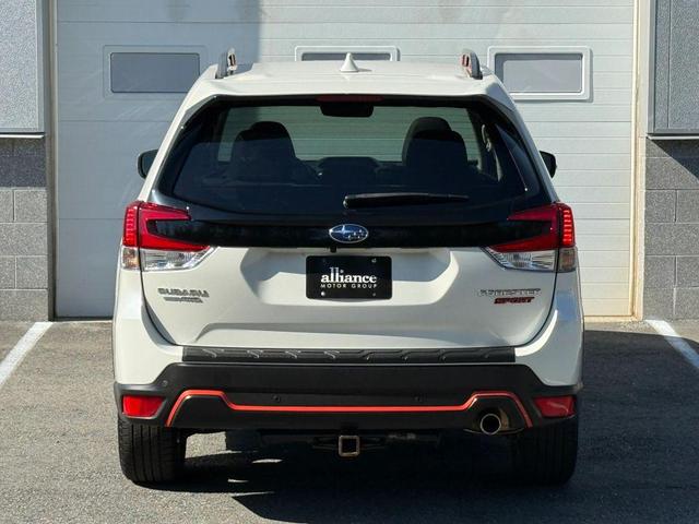 Photo of 2019 Crystal White Pearl Subaru Forester