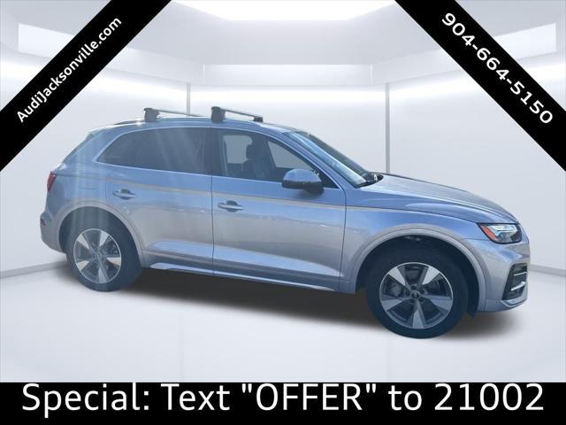 Photo of 2023 Florett Silver Metallic Audi Q5