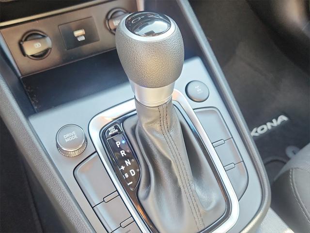 Photo of 2022 Pulse Red Hyundai KONA