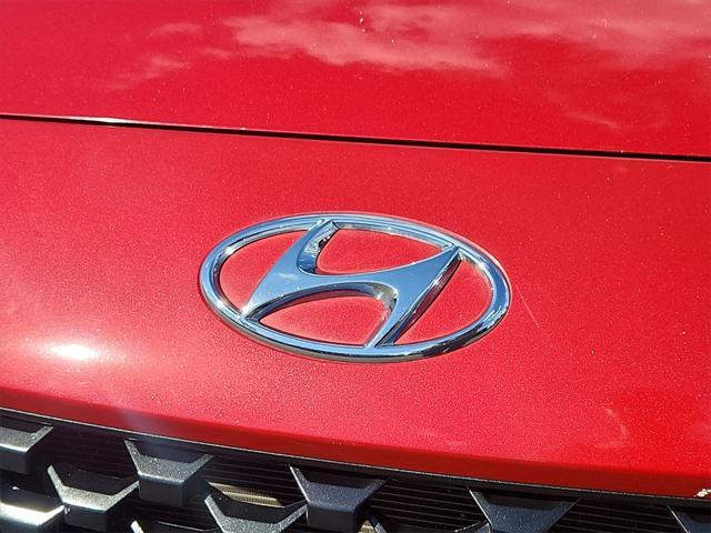 Photo of 2022 Pulse Red Hyundai KONA