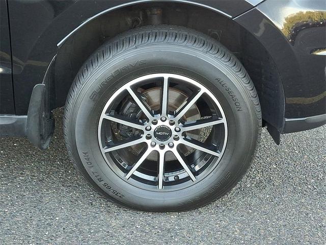 Photo of 2012 Twilight Black Hyundai SANTA FE