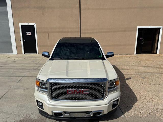 Photo of 2015 White Diamond Tricoat GMC Sierra 1500