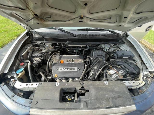 Photo of 2006 Atomic Blue Metallic Honda Element