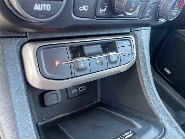 Photo of 2022 Ebony Twilight Metallic GMC Acadia