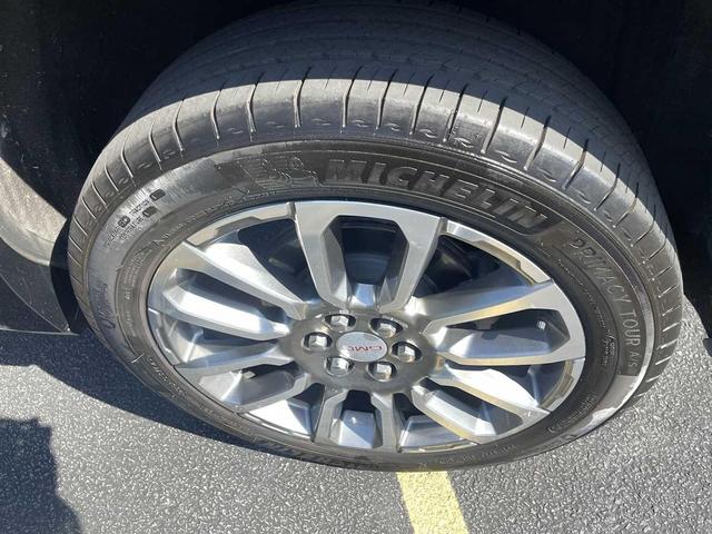 Photo of 2022 Ebony Twilight Metallic GMC Acadia