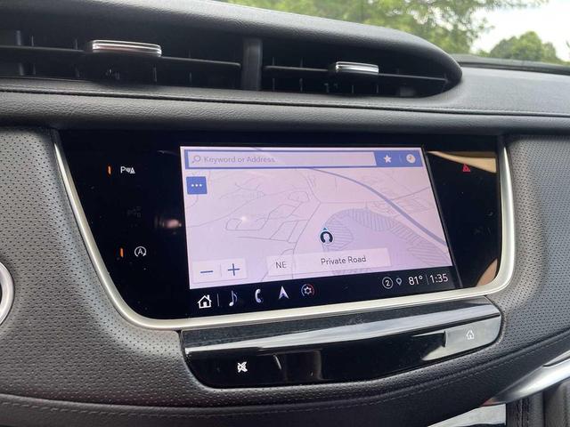 Photo of 2025 Argent Silver Metallic Cadillac XT5