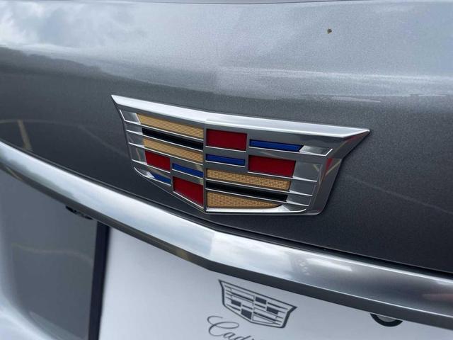 Photo of 2025 Argent Silver Metallic Cadillac XT5