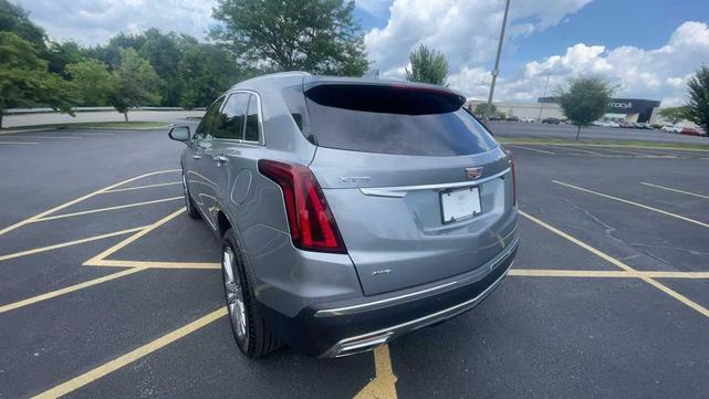 Photo of 2025 Argent Silver Metallic Cadillac XT5