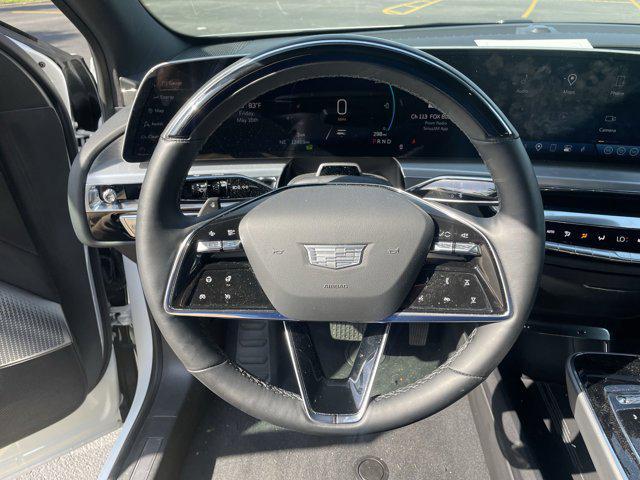Photo of 2024 Crystal White Tricoat Cadillac LYRIQ