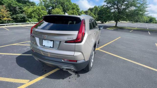 Photo of 2022 Latte Metallic Cadillac XT4