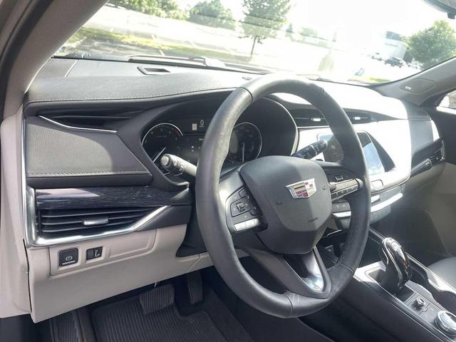 Photo of 2022 Latte Metallic Cadillac XT4