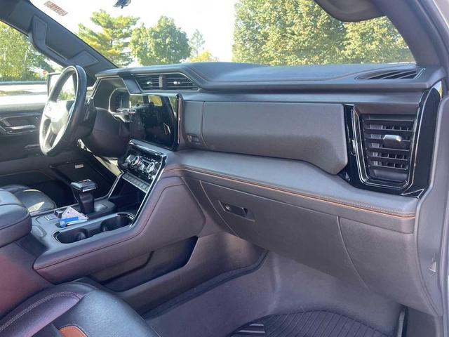 Photo of 2022 Quicksilver Metallic GMC Sierra 1500