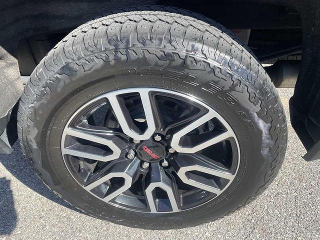 Photo of 2022 Quicksilver Metallic GMC Sierra 1500