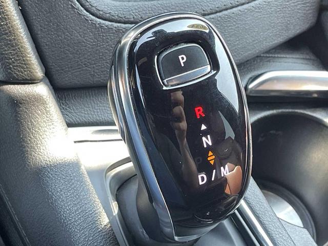 Photo of 2021 Stellar Black Metallic Cadillac XT5