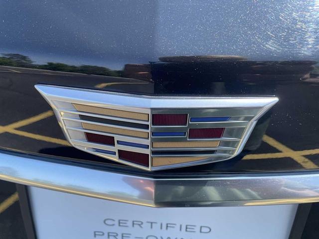 Photo of 2021 Stellar Black Metallic Cadillac XT5