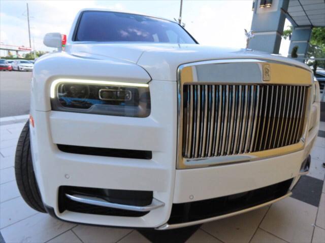 Photo of 2022 White Rolls-Royce Cullinan