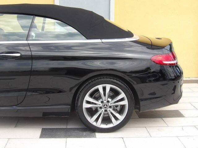Photo of 2018 BLACK Mercedes-Benz C-Class