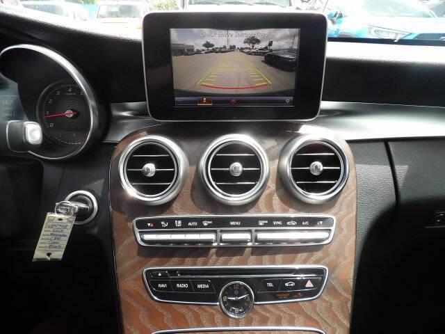 Photo of 2018 BLACK Mercedes-Benz C-Class