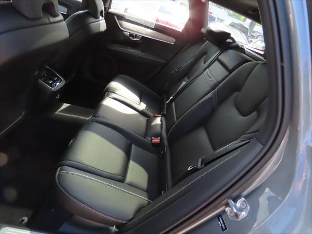 Photo of 2019 Osmium Grey Metallic Volvo V90