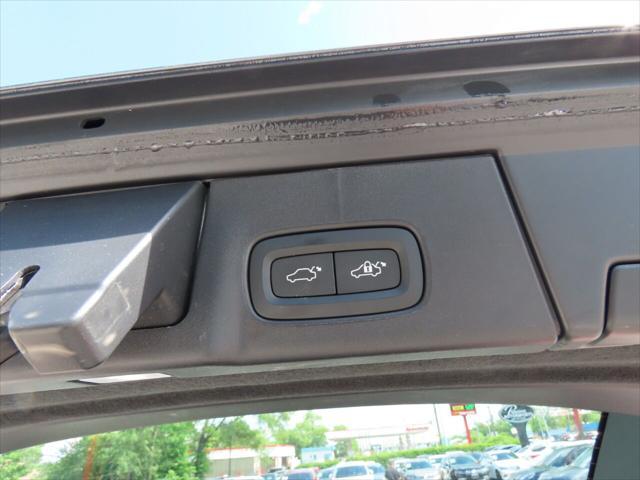 Photo of 2019 Osmium Grey Metallic Volvo V90