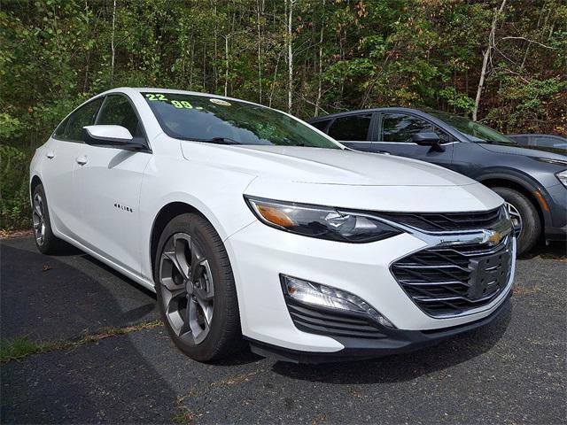 Photo of 2022 Summit White Chevrolet Malibu