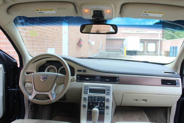 Photo of 2010 BLACK Volvo S80