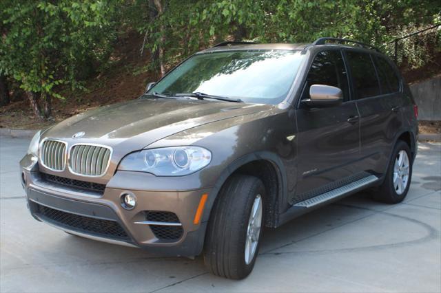 Photo of 2012 BROWN BMW X5