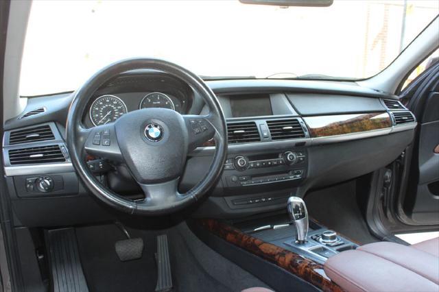 Photo of 2012 BROWN BMW X5