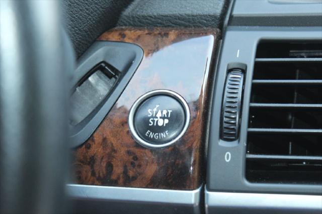 Photo of 2012 BROWN BMW X5
