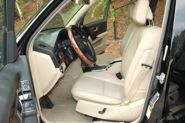 Photo of 2012 BLACK Mercedes-Benz GLK-Class