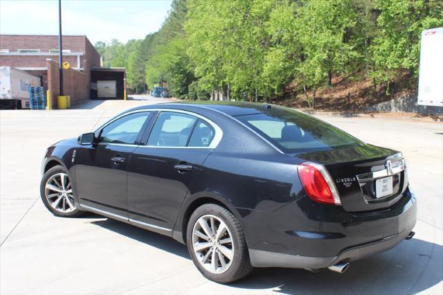 Photo of 2009 Tuxedo Black Clearcoat Metallic Lincoln MKS