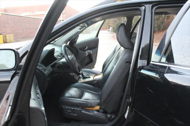 Photo of 2007 Black Volvo XC90