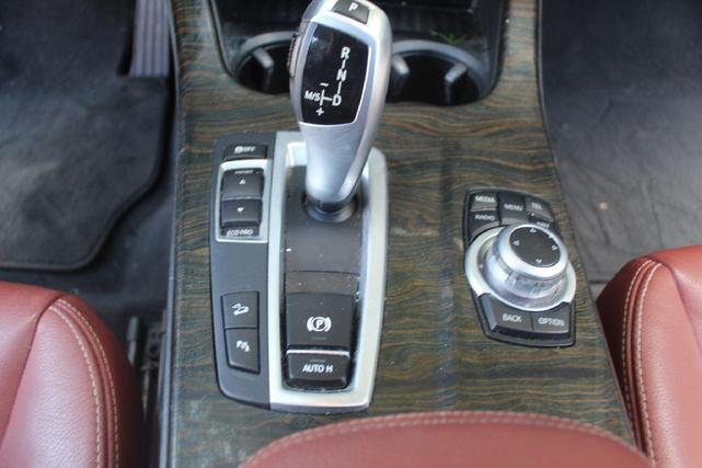 Photo of 2014 Alpine White BMW X3