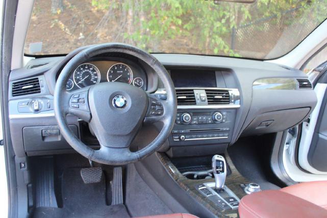 Photo of 2014 Alpine White BMW X3