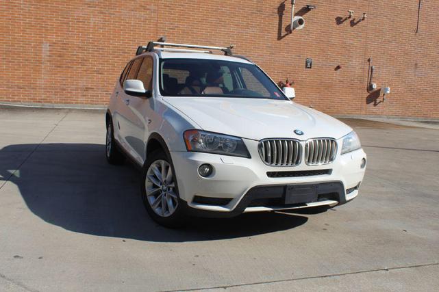 Photo of 2014 Alpine White BMW X3