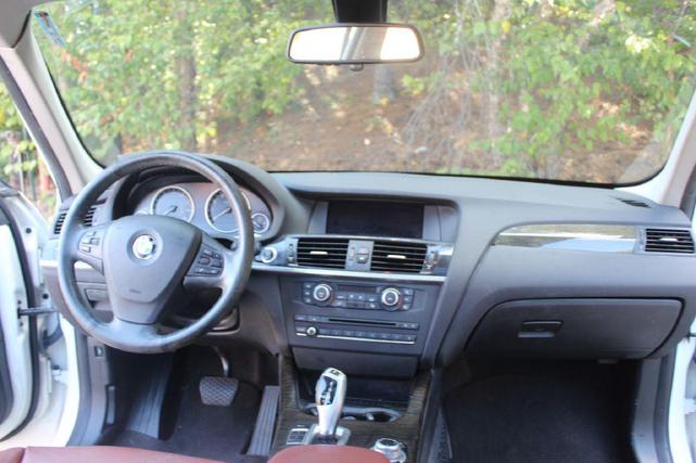 Photo of 2014 Alpine White BMW X3
