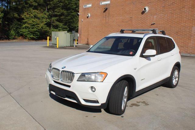 Photo of 2014 Alpine White BMW X3