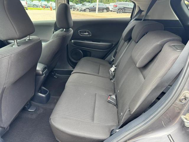 Photo of 2017 GREY Honda HR-V