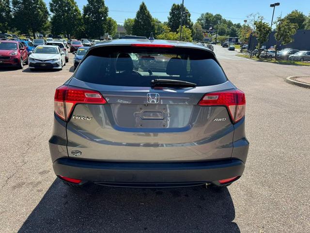 Photo of 2017 GREY Honda HR-V