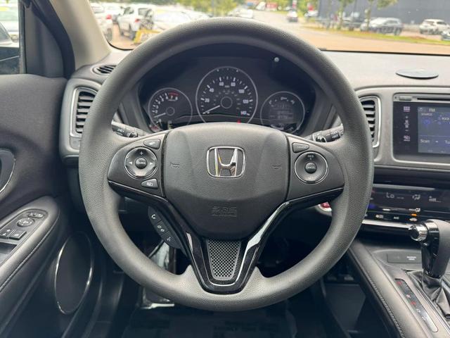 Photo of 2017 GREY Honda HR-V