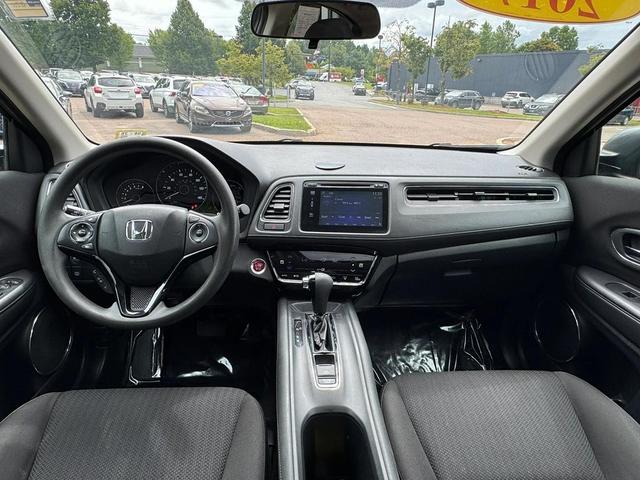 Photo of 2017 GREY Honda HR-V